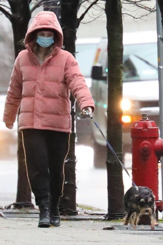 LILI REINHART Out with Her Dog in Vancouver 12/13/2020