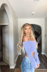 LOREN GRAY - Instagram Photos and Video 12/08/2020