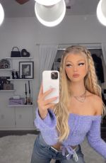 LOREN GRAY - Instagram Photos and Video 12/08/2020