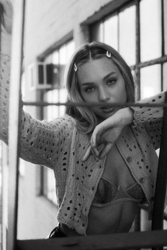 MADDIE ZIEGLER - Black and White Photoshoot, December 2020