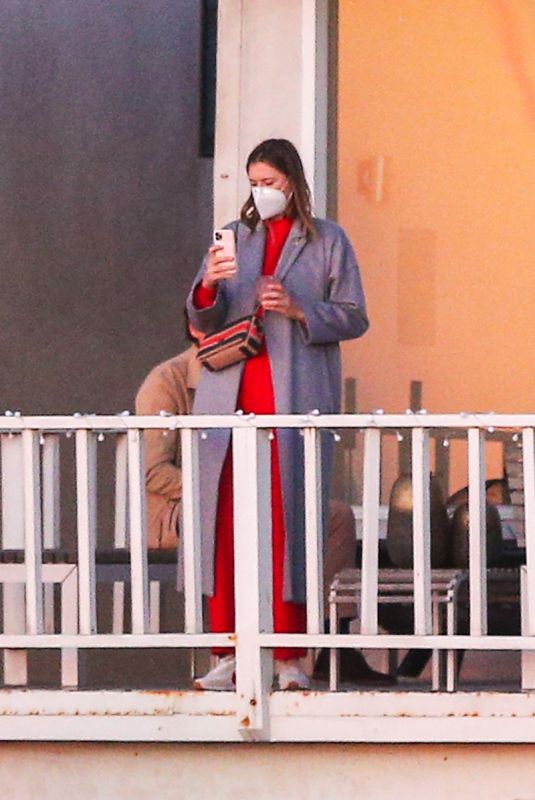 MARIA SHARAPOVA Out with Friends in Malibu 12/25/2020