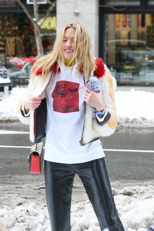 MARTA HUNT on the Set of a Photoshoot in New York 12/18/2020