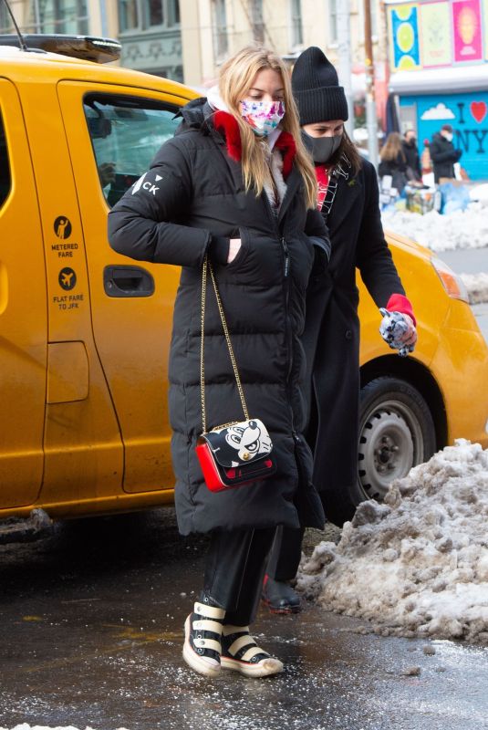 MARTHA HUNT Arrives at Her Hotel in New York 12/18/2020