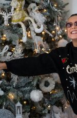 MILLIE BOBBY BROWN for Vogue Eyewear Campaign, December 2020