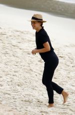 NATALIE PORTMAN Out at Nielsen Park in Sydney 12/19/2020