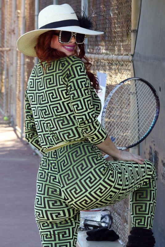 PHOEBE PRICE Playing Tennis in Los Angeles 12/20/2020