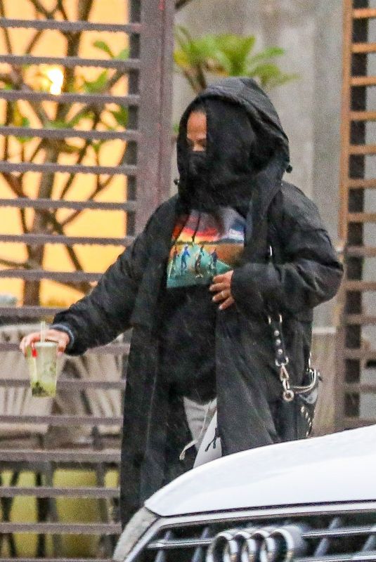 Pregnant CHRISTINA MILIAN Out for Furniture Shopping in West Hollywood 12/28/2020