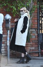 Pregnant EMMA ROBERTS at Blue Bottle Coffee in Los Feliz 12/04/2020