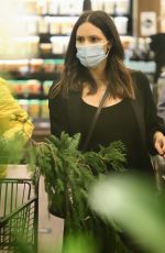 Pregnant KATHARINE MCPHEE Shopping at Bristol Farms in Beverly Hills 12/03/2020