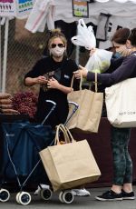 SARAH MICHELLE GELLAR Shopping at Farmers Market in Los Angeles 12/27/2020