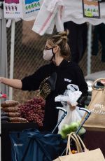 SARAH MICHELLE GELLAR Shopping at Farmers Market in Los Angeles 12/27/2020