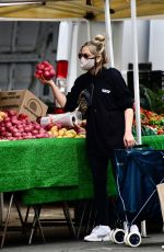 SARAH MICHELLE GELLAR Shopping at Farmers Market in Los Angeles 12/27/2020
