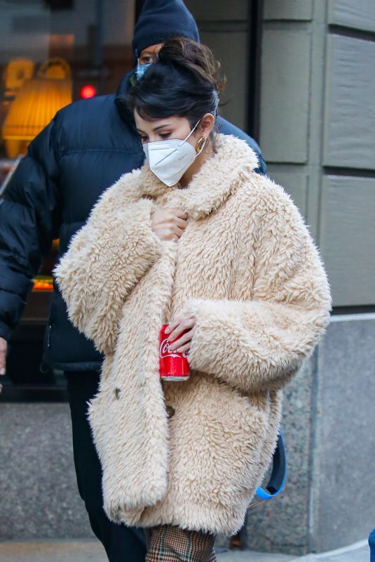 SELENA GOMEZ Heading to Only Murders in the Building Set in New York 12/08/2020