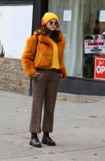 SELENA GOMEZ on the Set of Murders in the Building in New York 12/07/2020