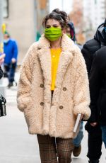 SELENA GOMEZ on the Set of Only Murders in the Building in New York 12/08/2020