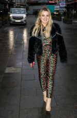 SIAN WELBY Leaves Global Studios in London 12/18/2020