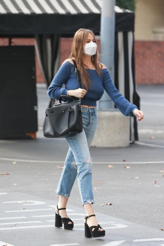 SOFIA VERGARA at Saks Fifth Avenue in Beverly Hills 12/13/2020