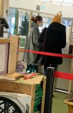 STACEY SOLOMON at Summer Hills GFarden Center 11/30/2020