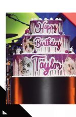TAYLOR SWIFT in Taylor Swift Fanbook, First Edition 2020