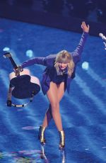 TAYLOR SWIFT in Taylor Swift Fanbook, First Edition 2020