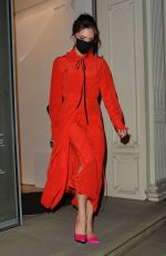 VICTORIA BECKHAM Leaves Her Shop on Dover Street in London 12/07/2020