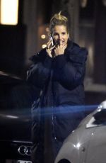 VOGUE WILLIAMS Out House Hunting in London 12/10/2020