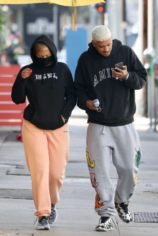 AMBER ROSE and Alexander Edwards Out for Lunch in Los Angeles 01/07/2021