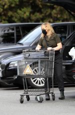 AMY POEHLER Out Shopping in Beverly Hills 01/10/2021