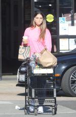 APRIL LOVE GEARY Shopping at Pavilions in Malibu 01/24/2021