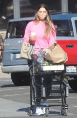 APRIL LOVE GEARY Shopping at Pavilions in Malibu 01/24/2021