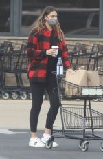 APRIL LOVE GEARY Shopping in Malibu 01/03/2021