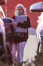 ARIEL WINTER Leaves a Salon in Los Angeles 01/13/2021