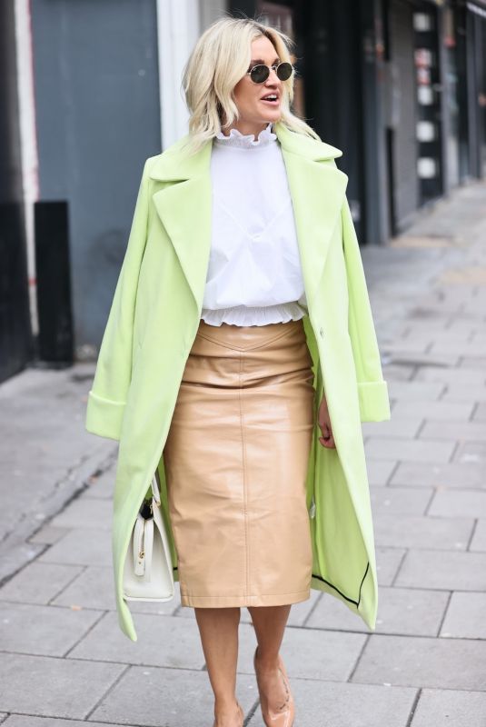 ASHLEY ROBERTS Arrives at Global Studios in London 01/15/2021