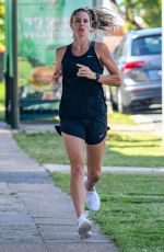 CANDICE WARNER Out Jogging in Maroubra 01/11/2021