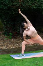 CASY BATCHELOR Doing Yoga at a Park in Hertfordshire 12/31/2020