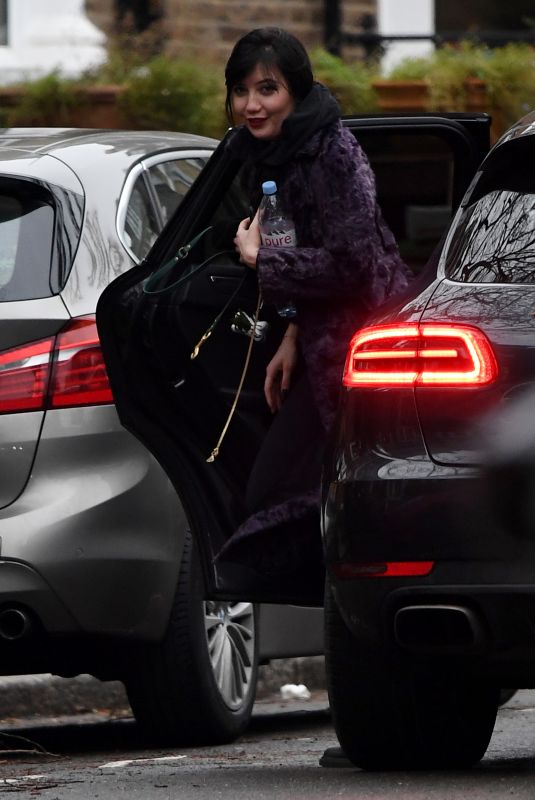 DAISY LOWE Out on Her Birthday in London 01/27/2021