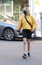 DELILAH HAMLIN Out Shopping in Los Angeles 01/21/2021