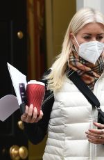 DENISE VAN OUTEN Leaves a Medical Clinic in London 01/19/2021