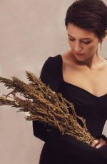ELLA HUNT for Rose & Ivy Journal. January 2021
