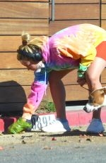 FLORENCE PUGH Out Jogging with Her Dog in Los Angeles 01/06/2021