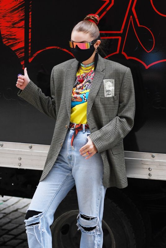 GIGI HADID Checks Out Zayn