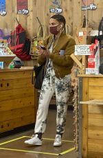 GOAPELE Shopping at Trader Joe