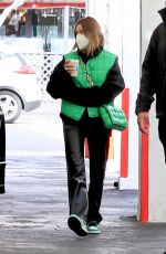 HAILEY BIEBER Leaves a Doctor