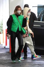 HAILEY BIEBER Leaves a Doctor