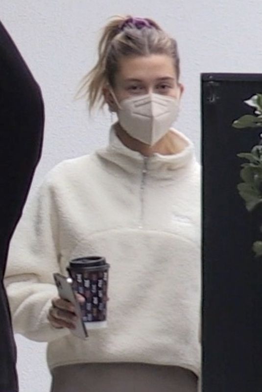 HAILEY BIEBER Leaves a Private Gym in West Hollywood 01/27/2021