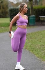 HOLLY BURNS Workout at a Park in Birmingham 01/28/2021