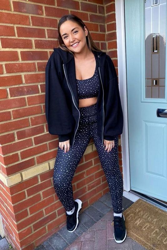 JACQUELINE JOSSA for Activewear Collection with In The Style 2021