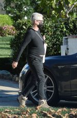 JAMIE LEE CURTIS Out in Los Angeles 01/17/2021