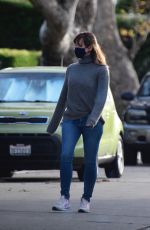 JENNIFER GARNER Out and About in Brentwood 01/27/2021