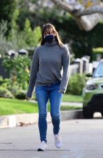 JENNIFER GARNER Out and About in Brentwood 01/27/2021